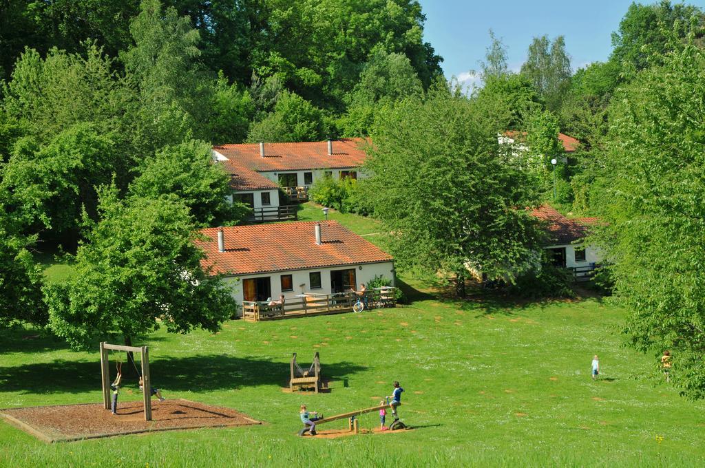 Отель Vallee De Rabais Виртон Экстерьер фото
