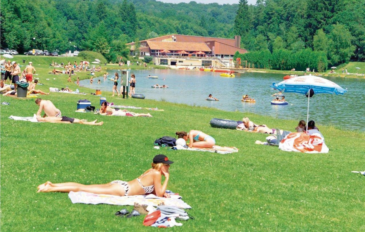 Отель Vallee De Rabais Виртон Экстерьер фото